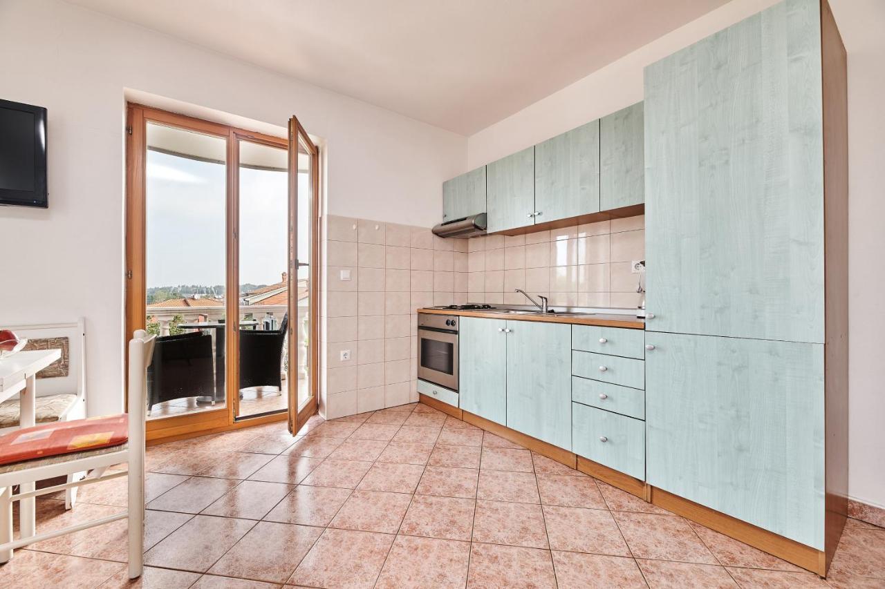Apartment Car Umago Exterior foto